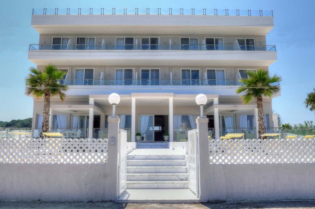 Sidari Beach Hotel in Sidari, Corfu | Hotel in Corfu